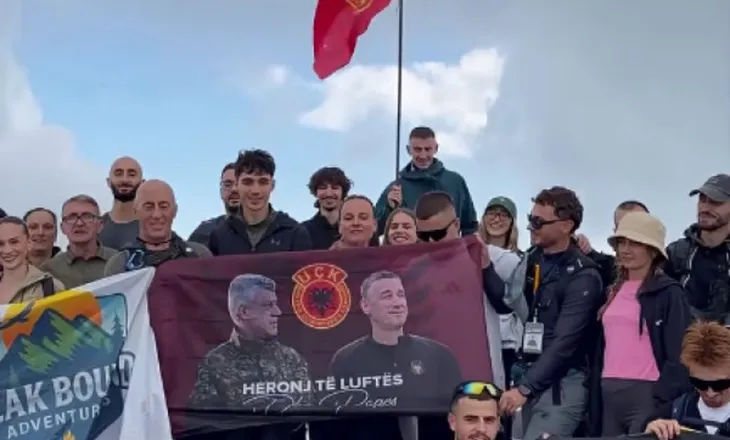 Haradinaj ngjitet në majën e Rupës, publikon pamje me flamurin e UÇK-së