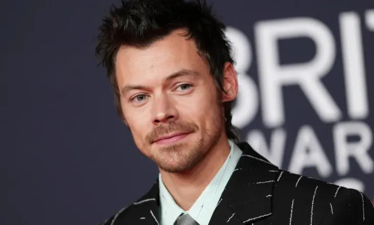 Harry Styles zgjat turneun “Together Together”, rikthehet në skenë edhe në vitin 2027