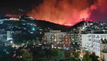 Himara në alarm/ Zjarret shkrumbojnë 6 banesa, dy të moshuar në rrezik për jetën