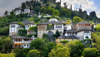 Historia interesante e Gjirokastrës, qyteti magjik me një të shkuar të trazuar…