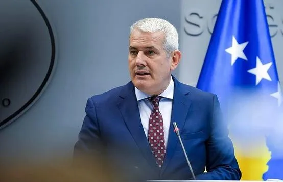 Hodhi gaz lotsjellës në Kuvend, Gjykata: 1 vit burg me kusht për Xhelal Sveçlën