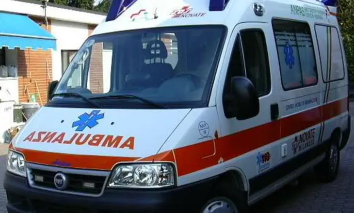 Humb jetën në spital 27-vjeçari në Tiranë, dyshohet se u helmua me pesticide