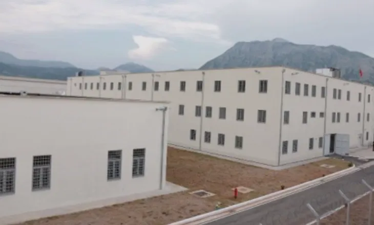 I dënuar për vrasjen e bashkëshortes, 49-vjeçari gjendet i pajetë në burg, dyshohet se është vetëvrarë