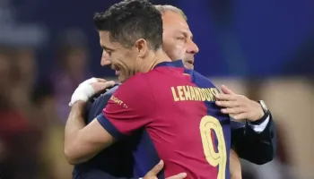 I mungon “9” që zëvendëson Lewandowski, ja “shpikja” e habitshme dhe e papritur e Flick