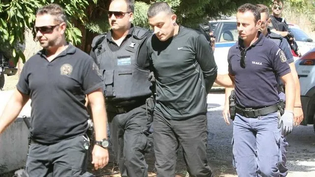 I njohur për arratisjet spektakolare/ Si arriti Alket Rizai të merrte 16 leje nga burgu grek?