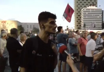 I riu bën thirrje për mosbindje civile: Të bllokojmë rrugët! T’i tregojmë pushtetit se Shqipëria s’mund të trajtohet si pronë private