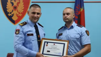 I shpëtoi jetën vajzës e cila u mor peng nga ish i dashuri, Hita vlerëson Komisar Mariglen Koroveshaj e gradon Kryekomisar