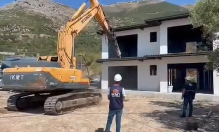 IKMT aksion në Borsh dhe Llaman, prishen ndërtimet pa leje
