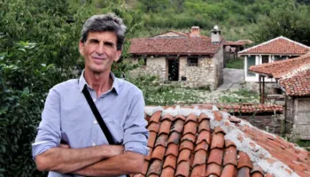 Ilaz Hysaj: Beni që nuk ecën vet