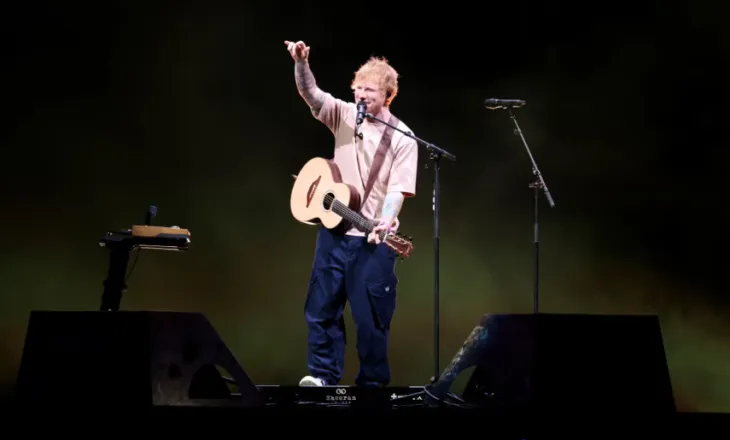 Incidenti i frikshëm gjatë çmontimit të skenës, gjashtë persona të stafit të Ed Sheeran dërgohen në spita