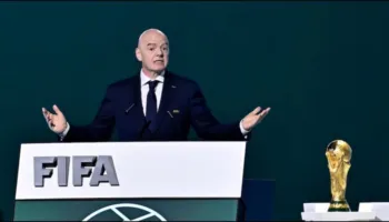Infantino konfirmon kandidaturën për një tjetër mandat në krye të FIFA-s