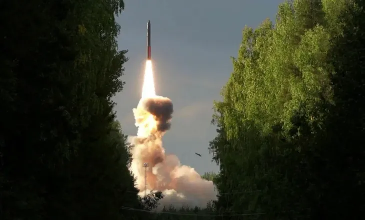 Irani dhe Rusia bashkojnë forcat për një raketë supersonike, synohet goditja e objektivave amerikane