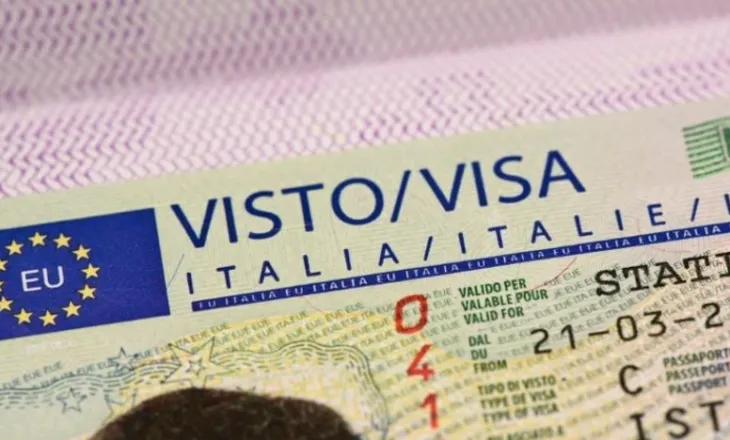 Italia dhuron 160 mijë viza për rusët, a rrezikohet vendi nga agjentët sekretë të Moskës?