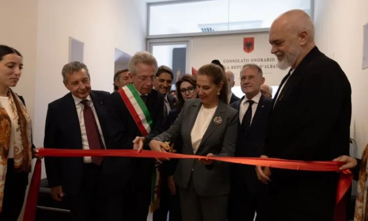 “Italia është alter egoja jonë europiane”- Hapet Konsullata e Shqipërisë në Napoli, Rama: Derë mes dy realiteteve të ngjashme! Partneritet strategjik mes vendeve tona