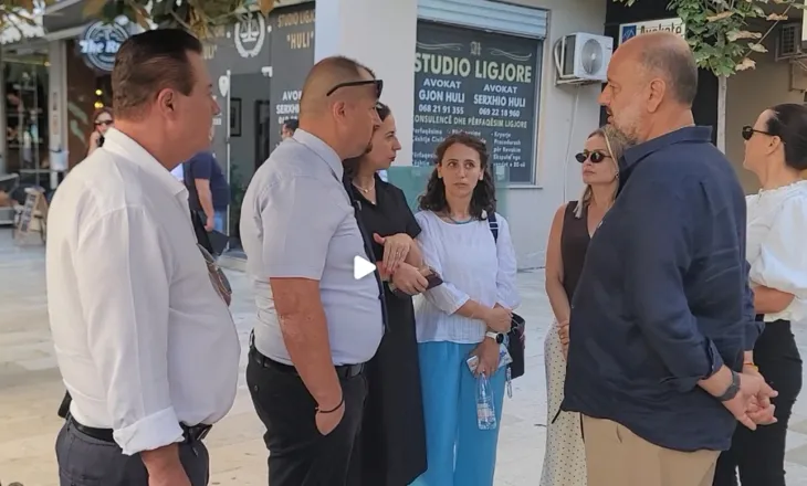 Iu plagos kolegu, avokatët në Durrës bojkotojnë për dy orë seancat gjyqësore