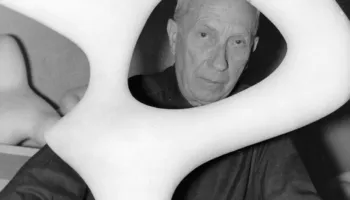 Jean Arp, artisti që i dha formë të re artit modern dhe dadaizmit