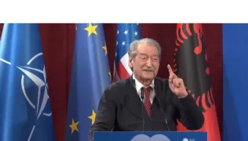 “Jemi në kilometrin e fundit”- Berisha nga Foltorja e Elbasanit: Shqipëria ngjan me një të sëmurë në urgjencë, ripërtëritja e PD është jetike