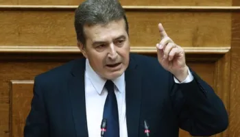 “Jini të sigurt, do i arrestojmë që të gjithë!”- Ministri grek ngre alarmin: Call-Centerat shqiptarë po mashtrojnë grekët, janë bërë si epidemi !
