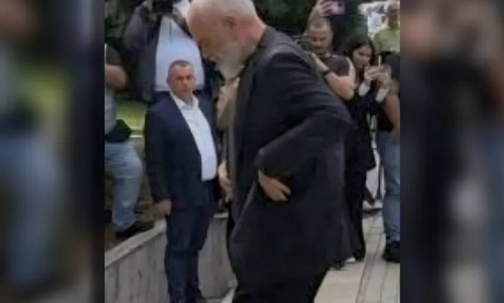 Jo qindarka, por ja 21 plaçkitje miliona euro të Ramës për këdo, që i ka harruar dhe për të ndihmuar SPAK!