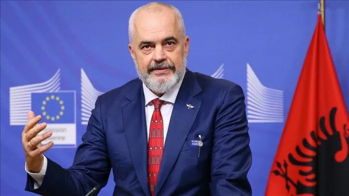 Kallëzimi i gjyqtarëve për Petrit Malajn në SPAK, reagon Rama: Pagat do të rriten me vendim të Kuvendit