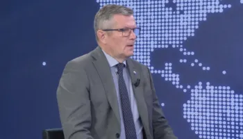“Keni nevojë për unitet”- Skandali në SHISH, flet zv/ministri i Jashtëm polak: Shqetësues, por Shqipëria është në rrugën e duhur drejt BE-së