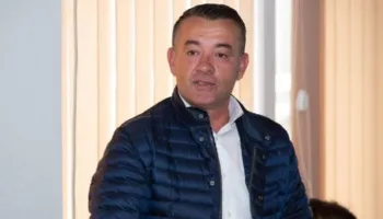 ‘Kërkuan 5 mln euro, më kërcënuan’/ 10 persona me armë në hotelin e Vasil Bedinajt