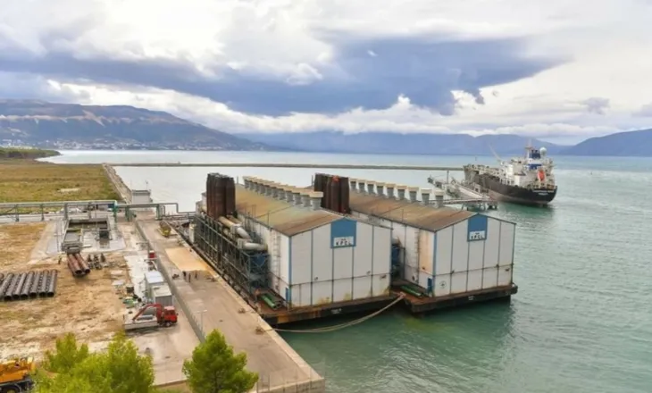 KESH nis procedurën për të marrë në pronësi dy TEC-et lundruese të Vlorës! Pagoi 70 mln $ për 2 asete jo rentabël