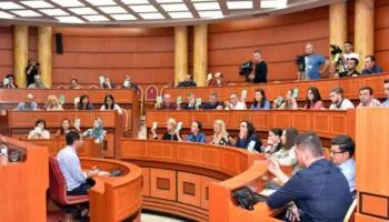 Këshilli Bashkiak fton Veliajn në mbledhje, kërkesë SPAK-ut dhe Burgjeve për pjesëmarrjen