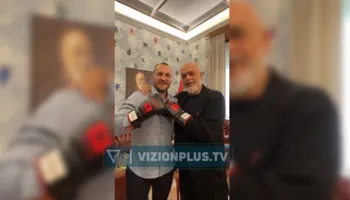 “Këtë hundën ma kanë thyer demokratët”, Rama pret në zyrë boksierin Nelson Hysa