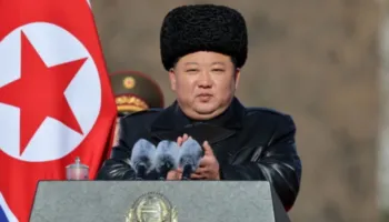 Kim Jong-un mbi 140 kg, inteligjenca e Koresë së Jugut: Nuk ka shenja të problemeve të rënda shëndetësore