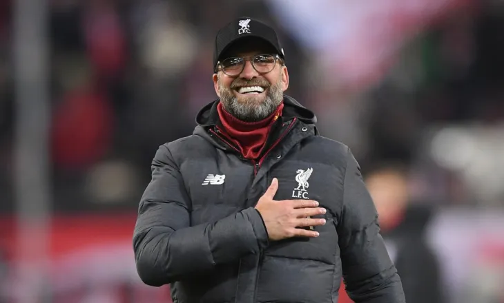 Klopp i gëzuar për dënimin e Manchester City, Liverpool mund të fitojë dy tituj në Angli nga vendimi!