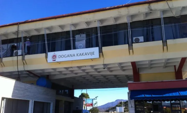 Kontrabandë mishi dhe peshku nga Athina me autobusët e linjës Greqi-Shqipëri, arrestohet një nga shoferët, tjetri nën hetim!