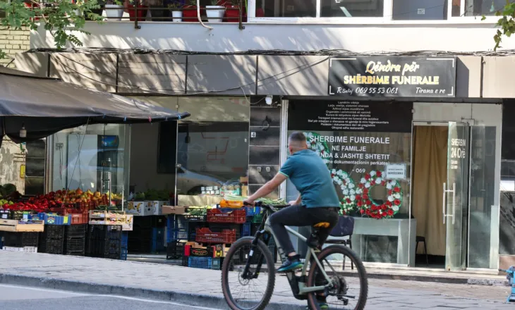 Kontroll agjencive funerale në Tiranë, masa për reklamat dhe ekspozimin në zonat e banuara