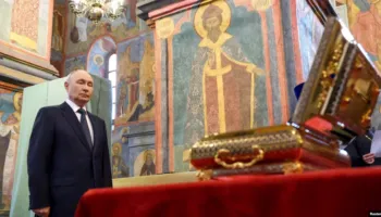 Kremlini sjell në front reliktet e një princi të shekullit të 14-të