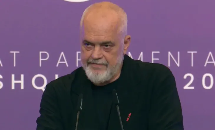 Krijohet “Flamingo Mirror”, Rama: Nëse qeveria s’i duket mirë qytetarit, përmirësojmë veten jo pasqyrën