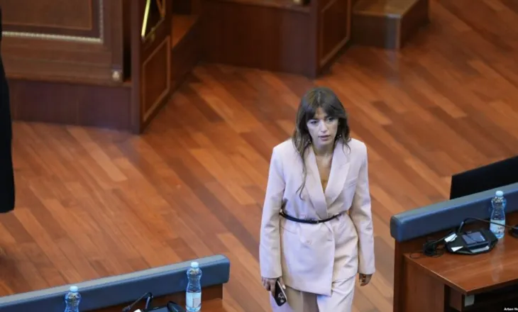Kriza politike, Kuvendi i Kosovës mblidhet sot, LVV dhe Kurti pritet të propozojnë Albulena Haxhiun për kryetare!