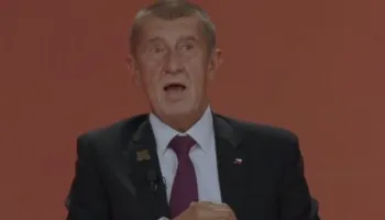 Kryeministri çek: Makinat elektrike kineze po pushtojnë Europën, fabrikat tona mund të përfundojnë duke prodhuar tanke