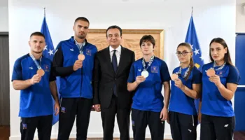 Kryeministri në detyrë Albin Kurti priti xhudistët: Xhudoja na ka treguar se çfarë mund të arrijë Kosova