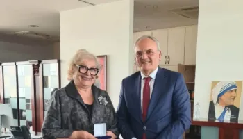 Kryetarja e ASHAK-ut pritet në Ambasadën e Kosovës në Zagreb