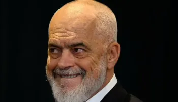 Kthimi nga SHBA, Rama njofton një mesazh për shqiptarët sapo të mbërrijë në Rinas