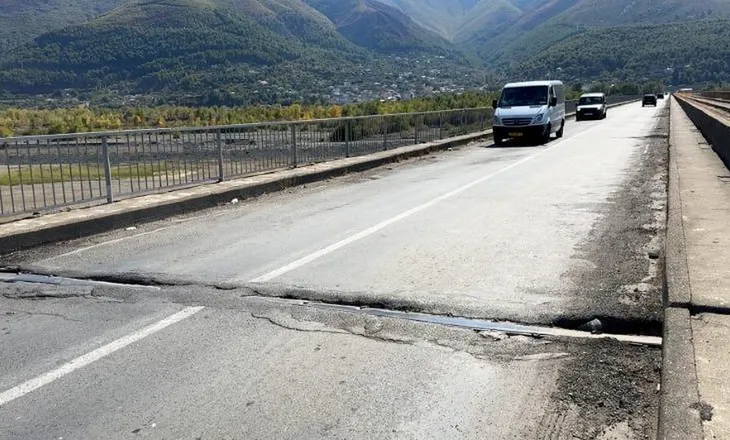 Kufizohet qarkullimi në Urën e Matit, ARRSH ndalon mjetet mbi 13 tonë