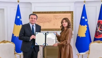 Kurti mandatohet për formimin e Qeverisë së re të Kosovës