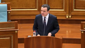 Kurti nga Kuvendi: Asnjë gjykatë nuk mund ta njollosë UÇK-në