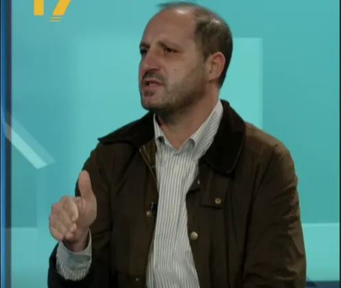 “Kurti një detyrë të klasës së 7-të S’KA DITË ME E ZGJIDHË, anglishten e flet të BAUSHTELLËS”