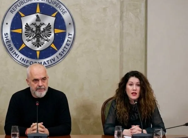 Lavdet që Vlora Hyseni i thurrte Ramës në 60 vjetorin e tij