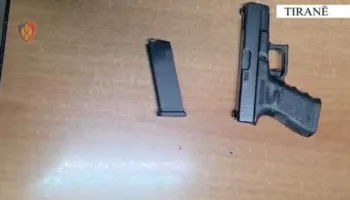 Lëvizte i armatosur në Tiranë, arrestohet 31-vjeçari