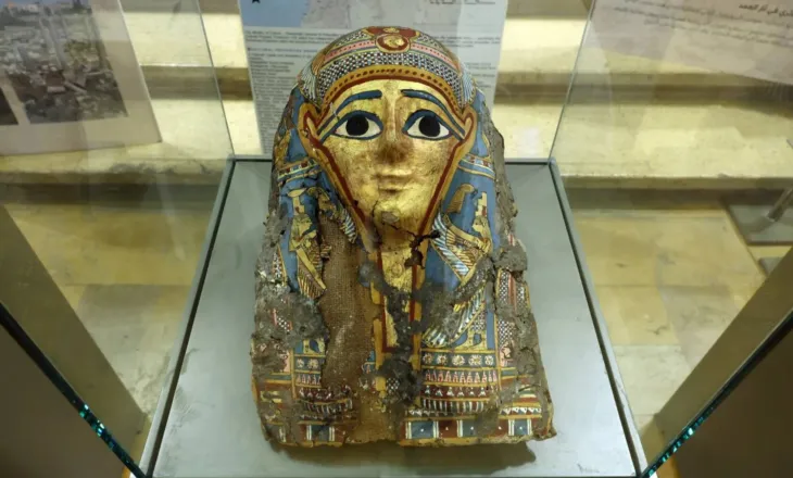 Libani i kthen Egjiptit 37 artefakte faraonike të sekuestruara në portin e Bejrutit