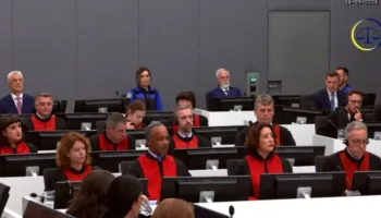 LIVE-  Hashim Thaçi, Kadri Veseli, Rexhep Selimi e Jakup Krasniqi në pritje të shpalljes së vendimit historik