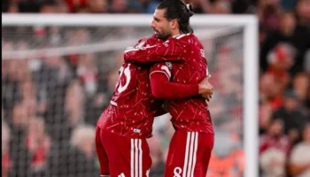 Liverpool me përmbysje fantastike ndaj Atletico, Arsenal mjaftohet me perlën e Odegaard ndaj Napolit (video)
