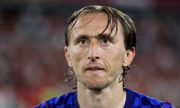 Luka Modric nuk njeh moshë, kroati si në kohët e vjetra shënon supergol në Ligën e Kombeve (video)